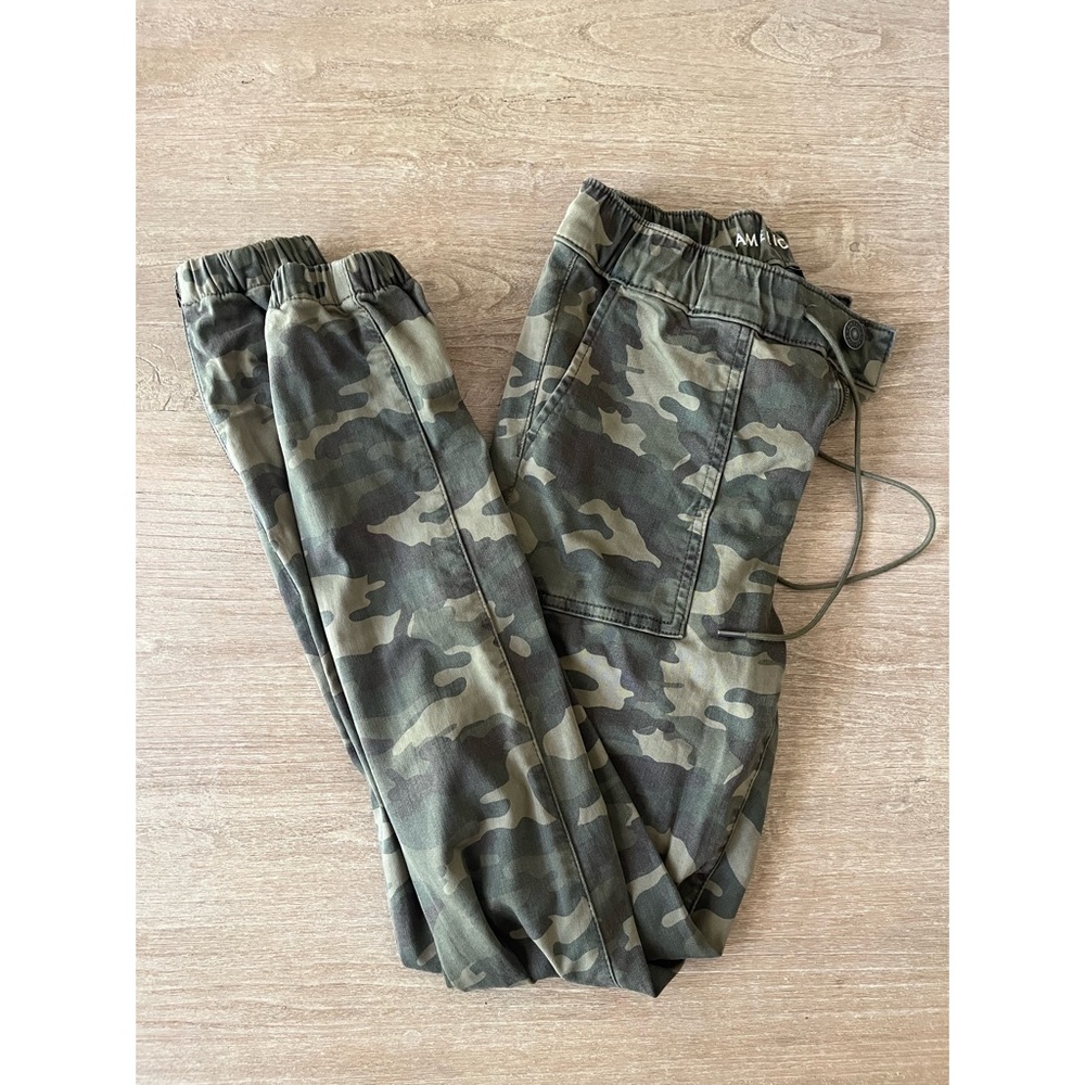Size 4 American Eagle Next Level Stretch Camo jogger skinny jeans